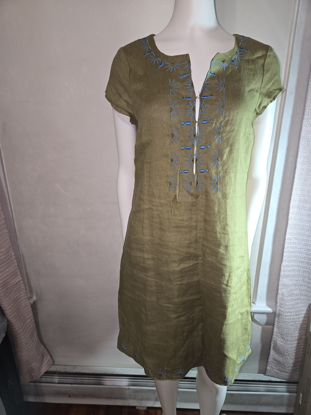Green Embroidered Linen Dress - Brand - Picture 3 of 10